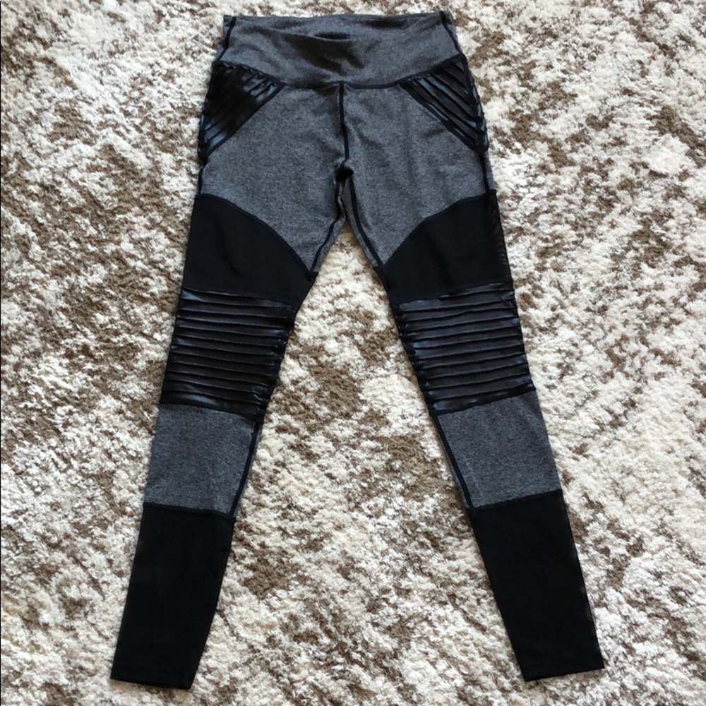 Electric Yoga Leggings / Yoga Pants